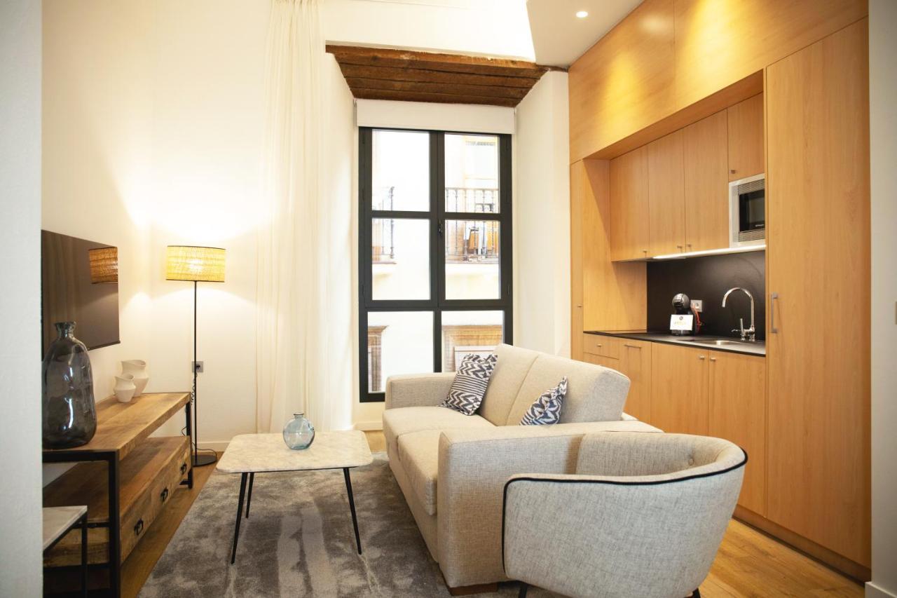Nqn Aparts & Suites Sevilla Exterior photo
