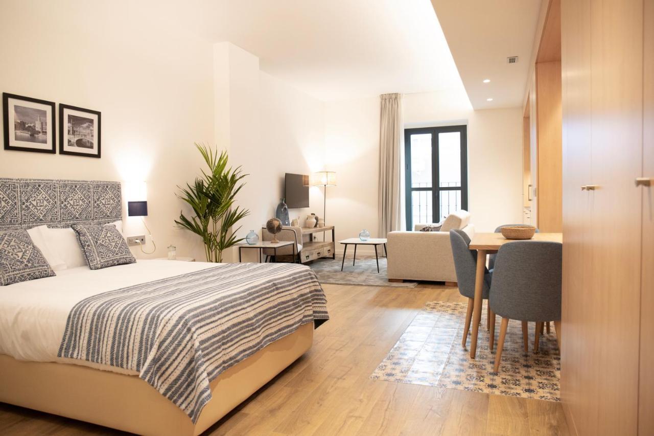 Nqn Aparts & Suites Sevilla Exterior photo