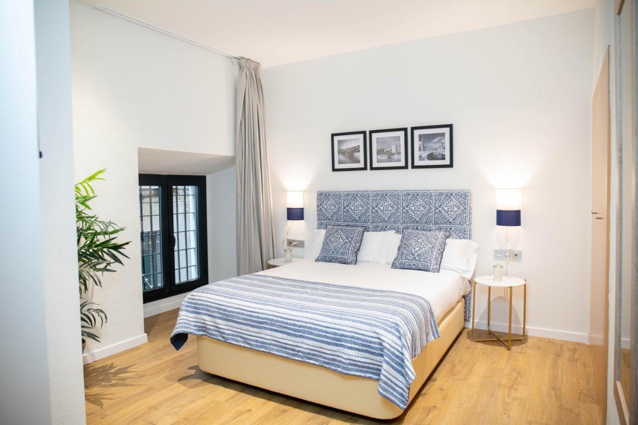 Nqn Aparts & Suites Sevilla Exterior photo