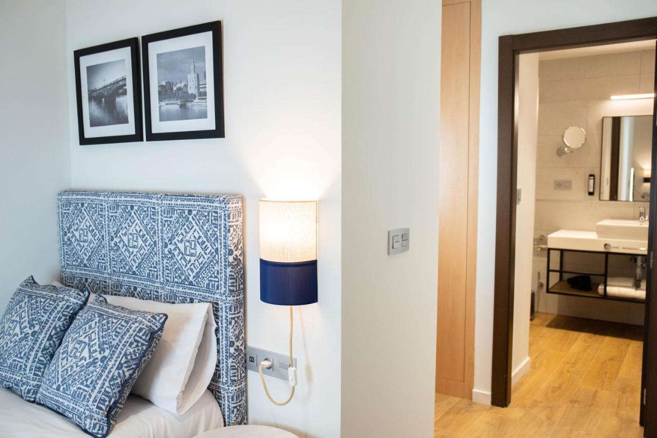 Nqn Aparts & Suites Sevilla Exterior photo