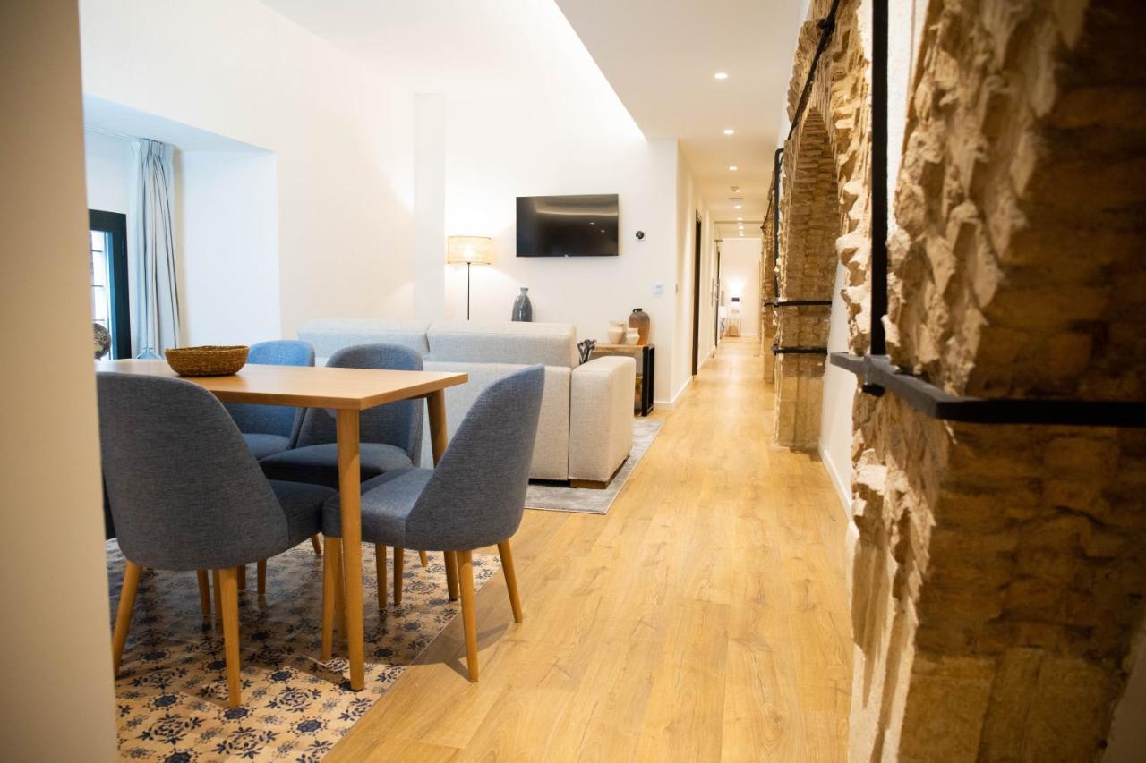 Nqn Aparts & Suites Sevilla Exterior photo