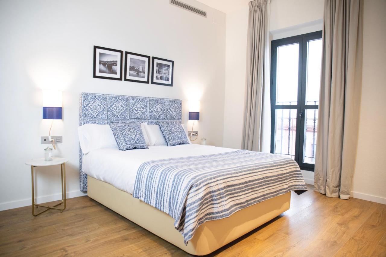 Nqn Aparts & Suites Sevilla Exterior photo