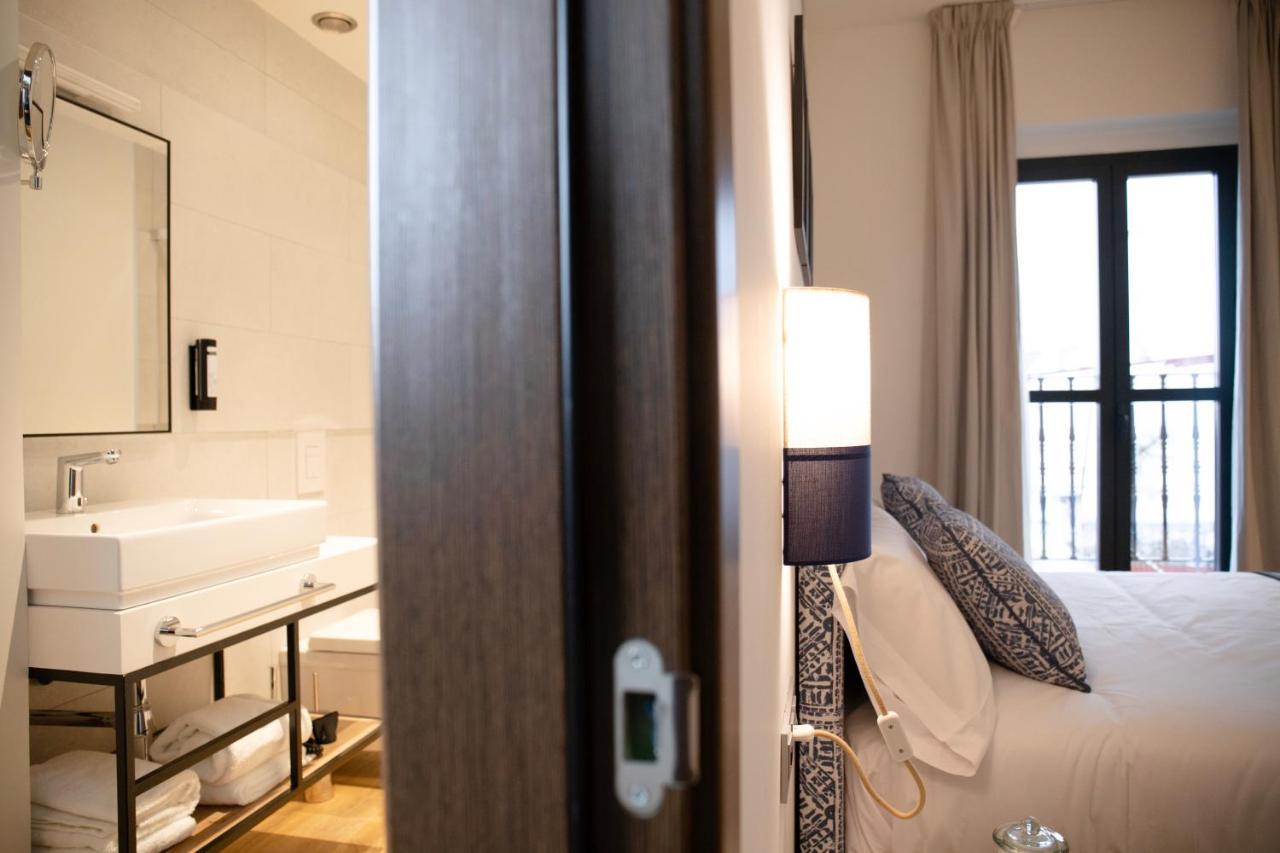 Nqn Aparts & Suites Sevilla Exterior photo