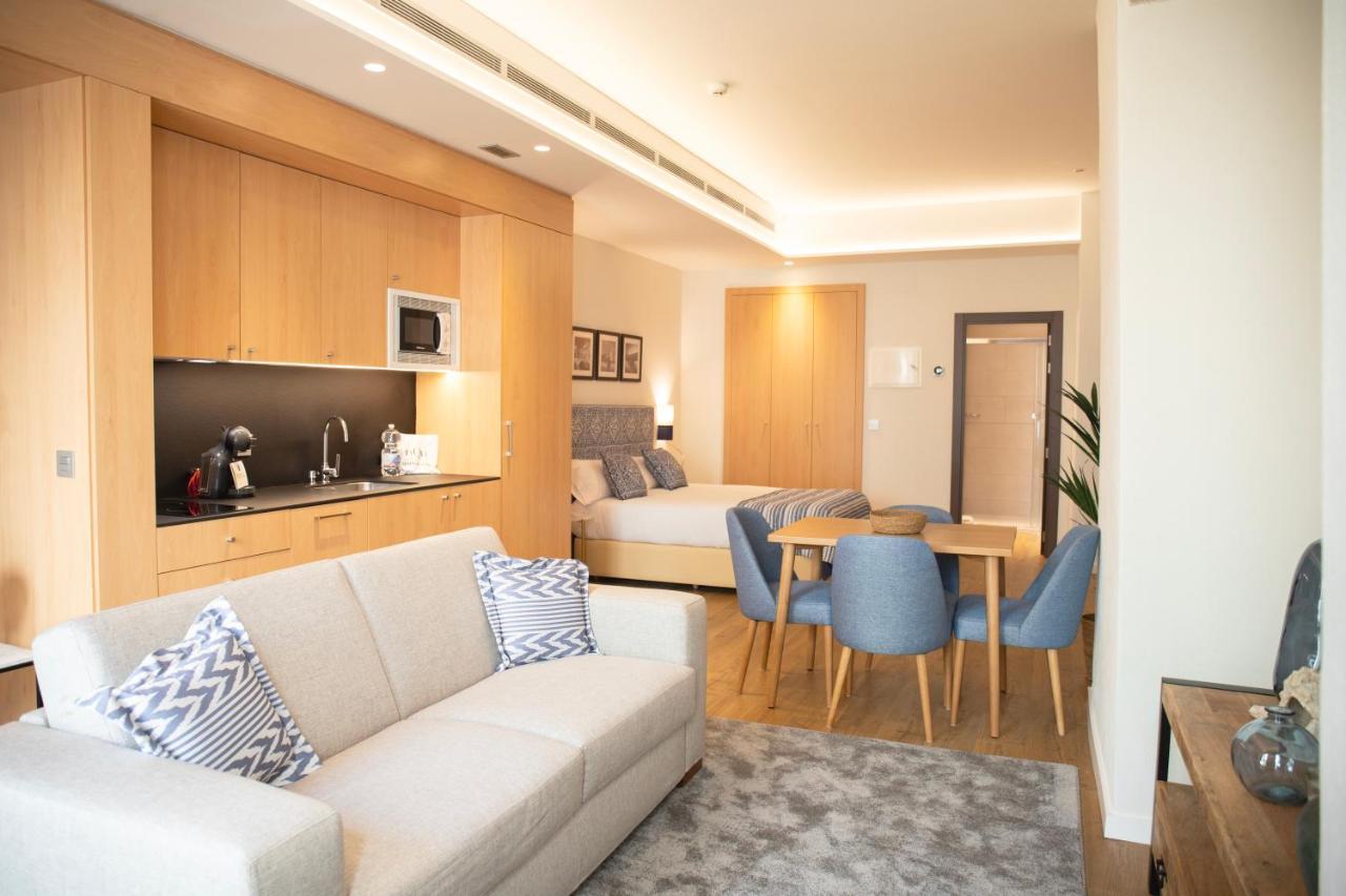 Nqn Aparts & Suites Sevilla Exterior photo