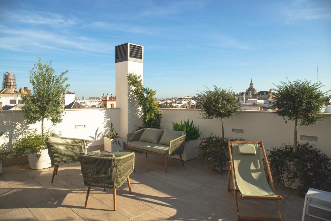 Nqn Aparts & Suites Sevilla Exterior photo