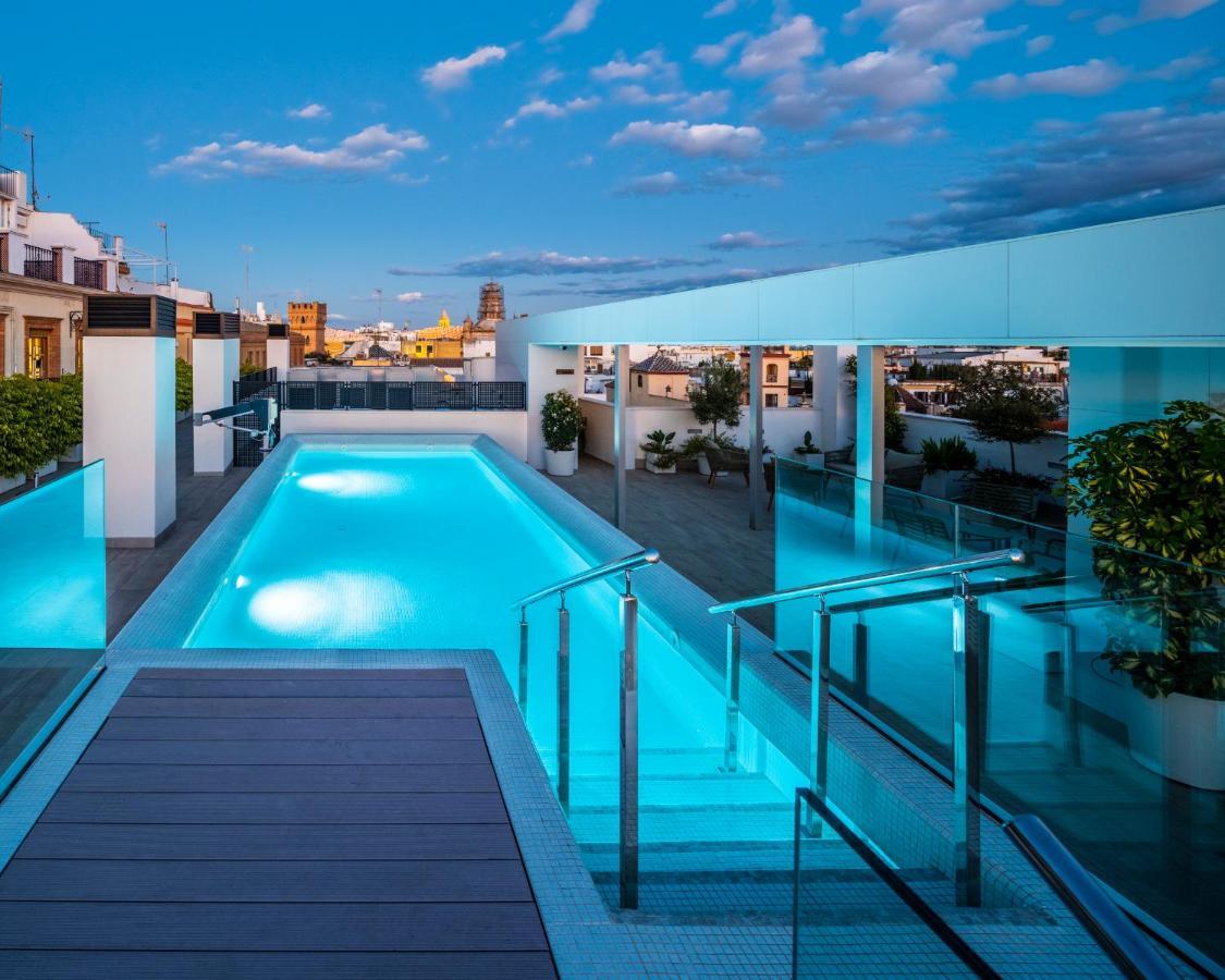 Nqn Aparts & Suites Sevilla Exterior photo
