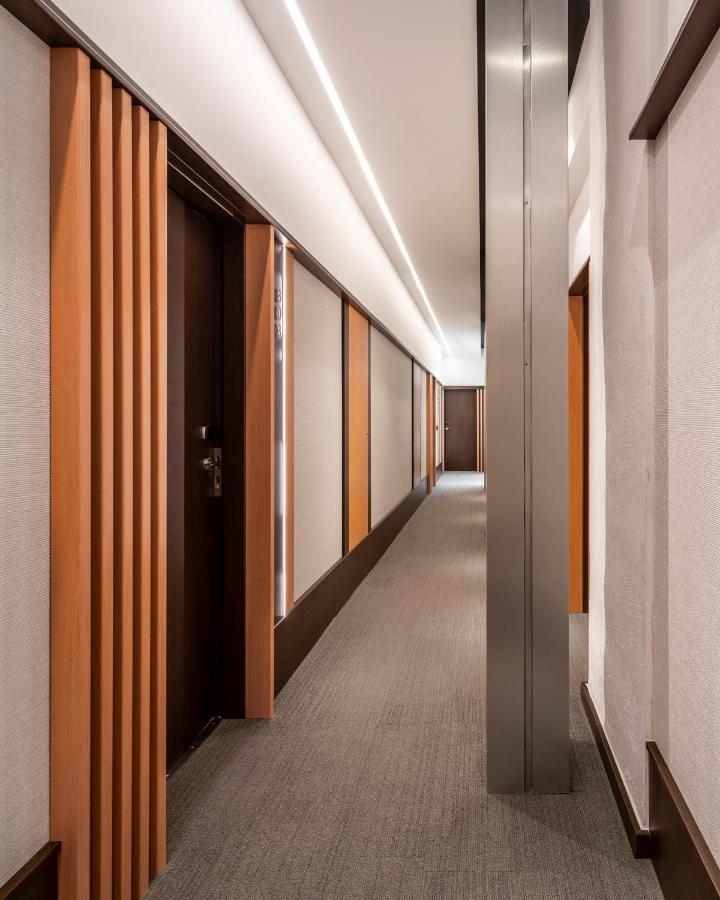Nqn Aparts & Suites Sevilla Exterior photo
